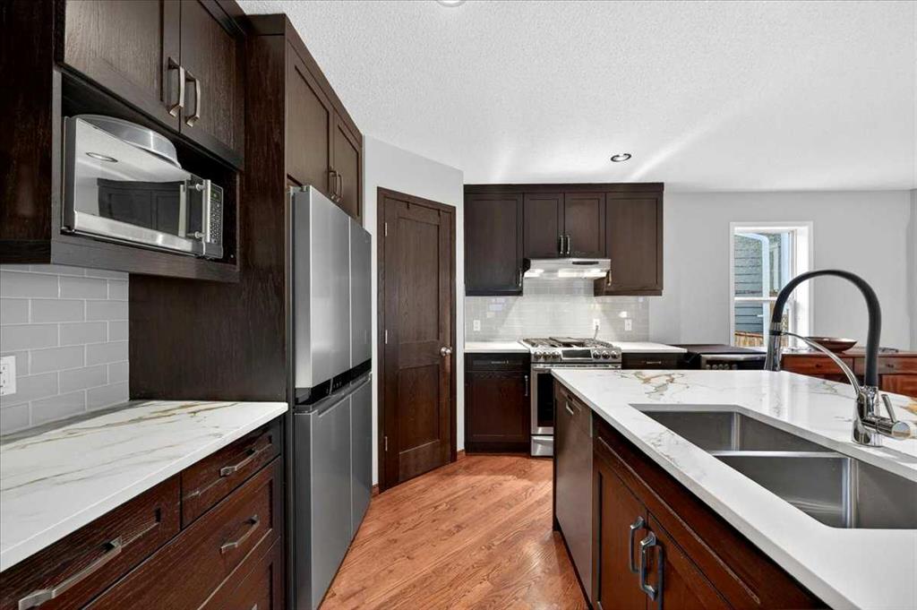 Picture for 18 Inverness Rise SE