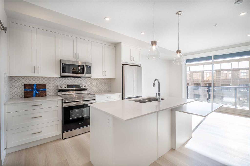 Picture for 7202, 1802 Mahogany Boulevard SE