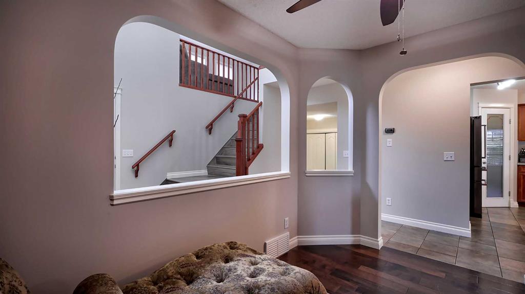 Picture for 327 Sagewood Place SW