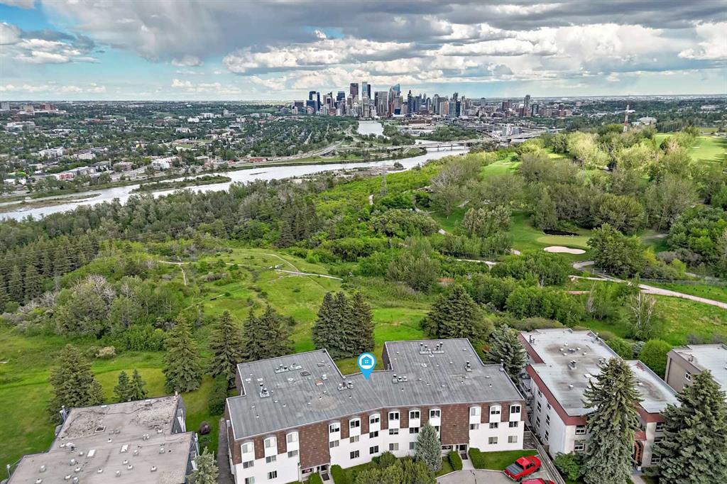 Picture for 201, 516 Cedar Crescent SW