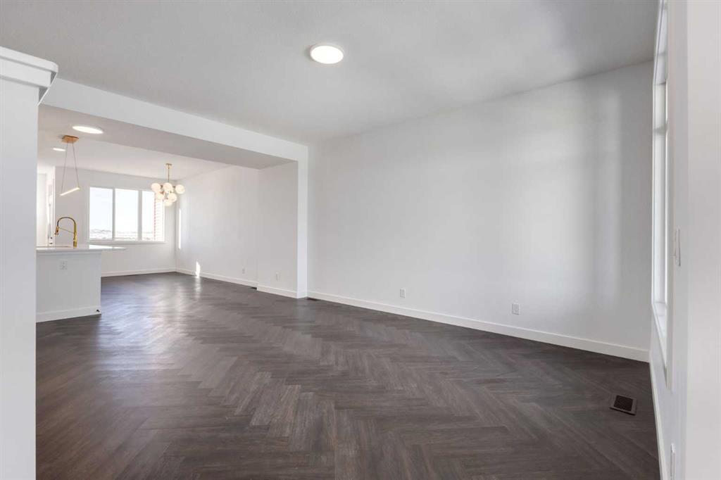 Picture for 411 Clydesdale Avenue 