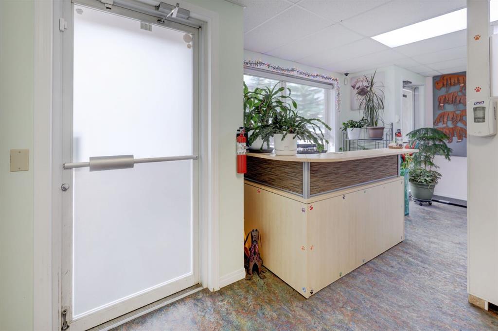 Picture for 104 + 105, 112 Kananaskis Way  