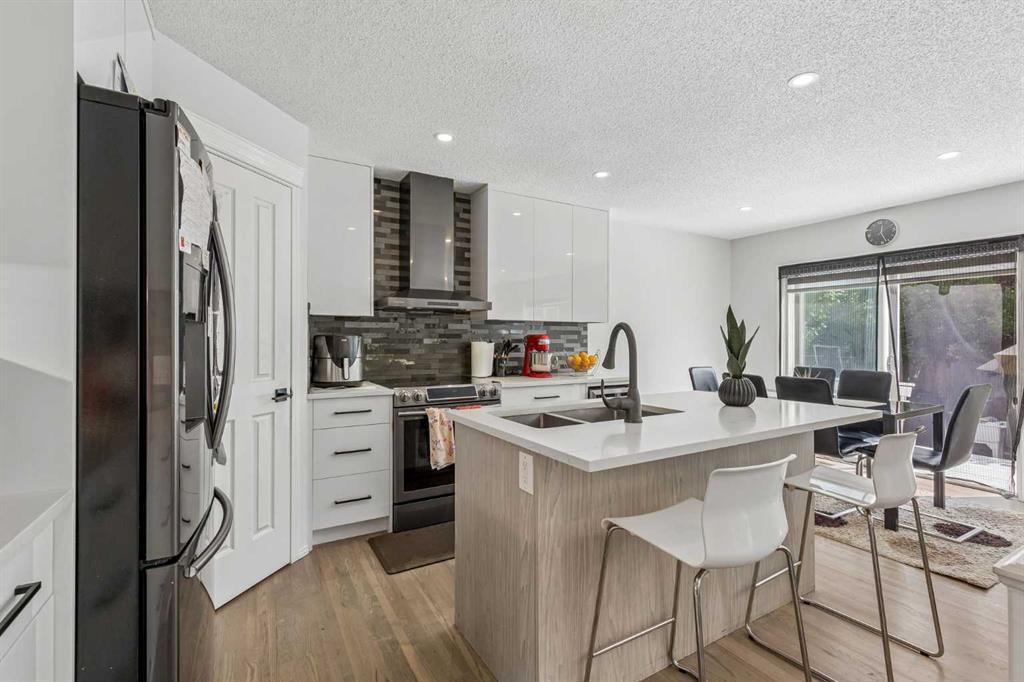 Picture for 60 Cranfield Park SE
