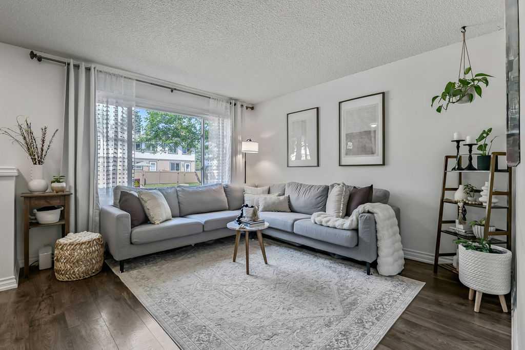 Picture for 161 Woodborough Terrace SW