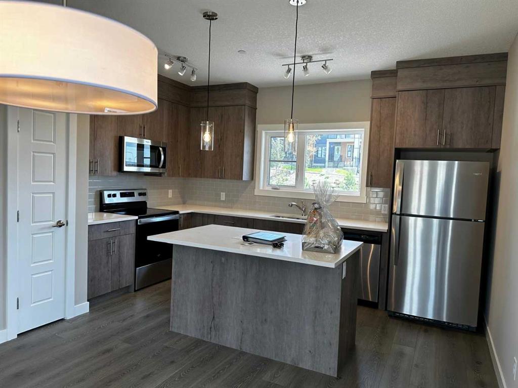 Picture for 102 livingston Common NE