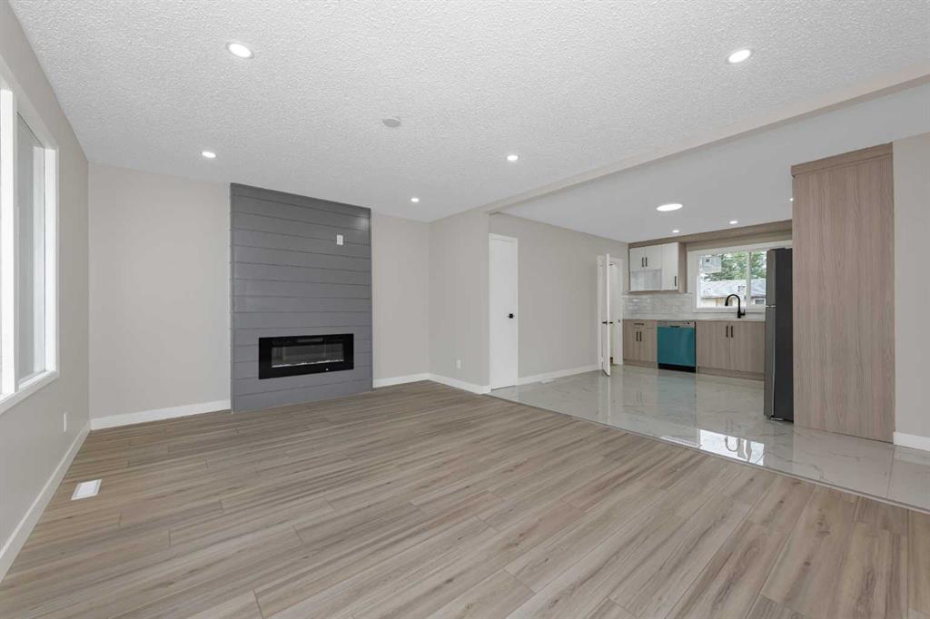 Picture for 43 Maranda Close NE