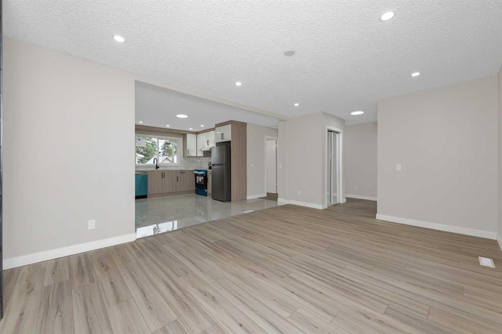 Picture for 43 Maranda Close NE