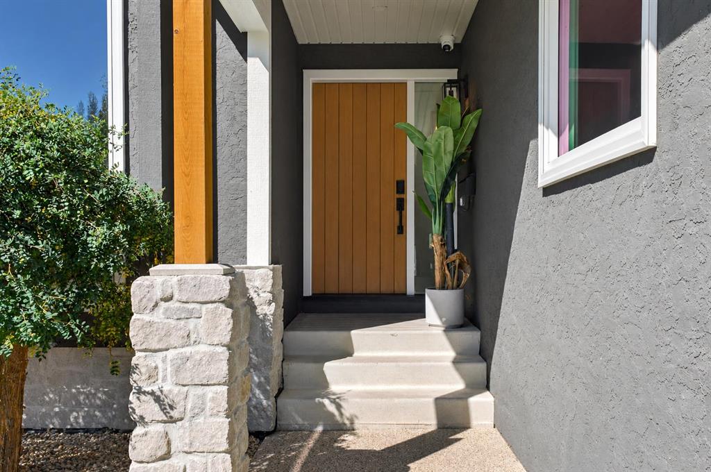 Picture for 8285 Edgebrook Drive NW