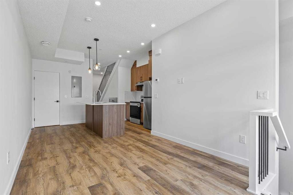 Picture for 118, 156 Park Street 