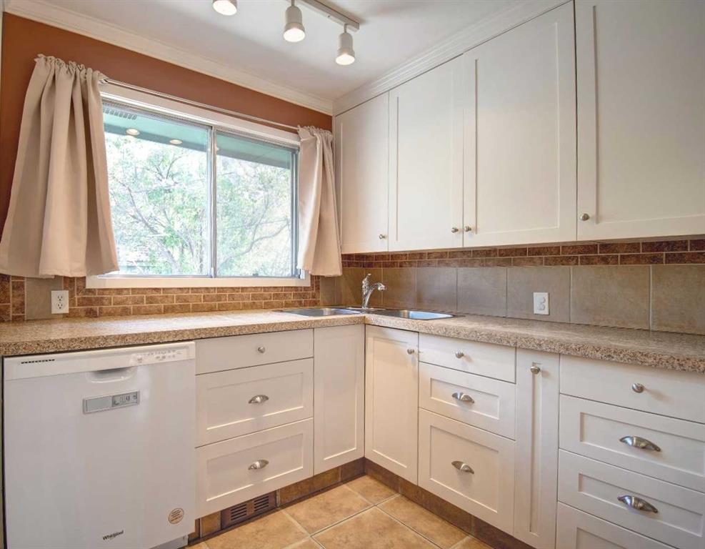 Picture for 294 Southampton Drive SW