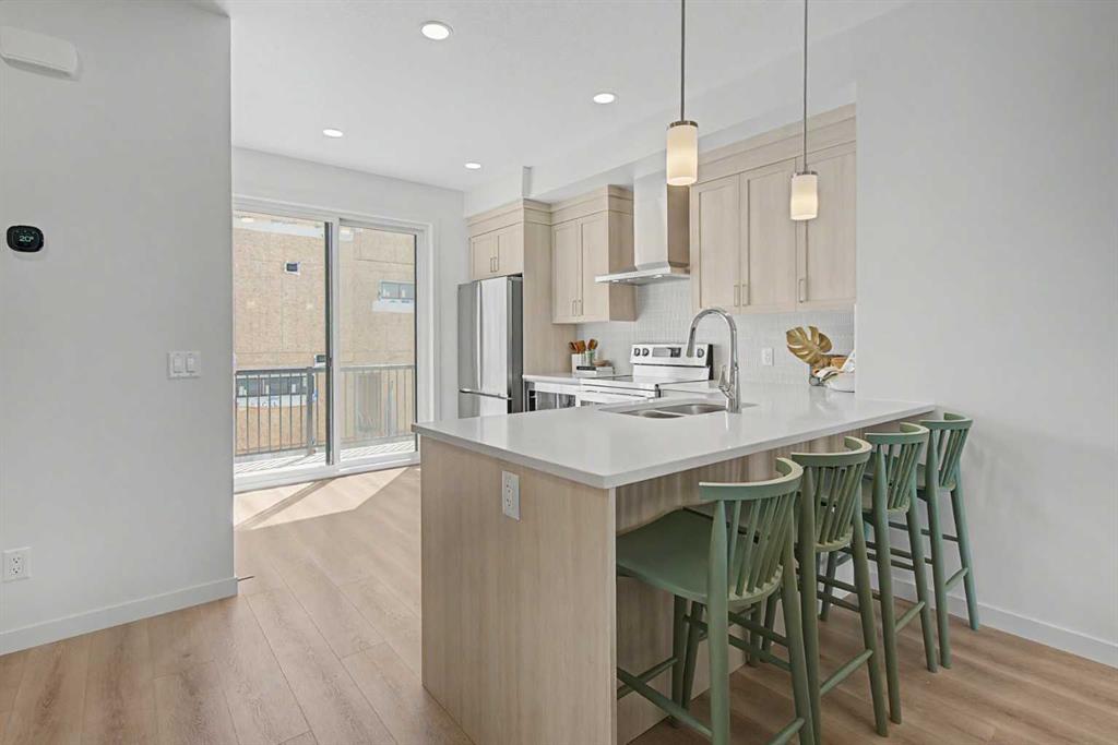 Picture for 7369 MERCADO Avenue SE