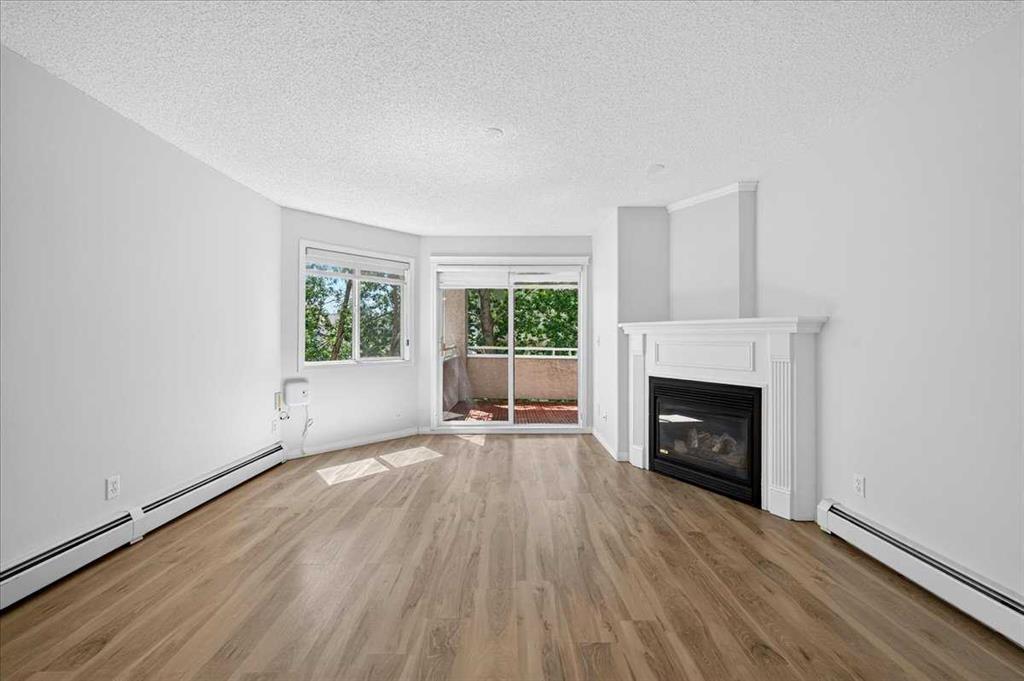 Picture for 209, 26 Country Hills View NW