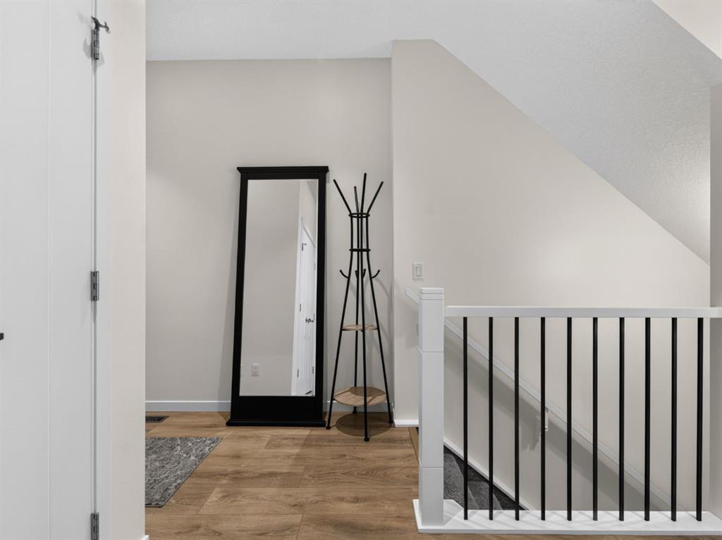 Picture for 228 Masters Crescent SE