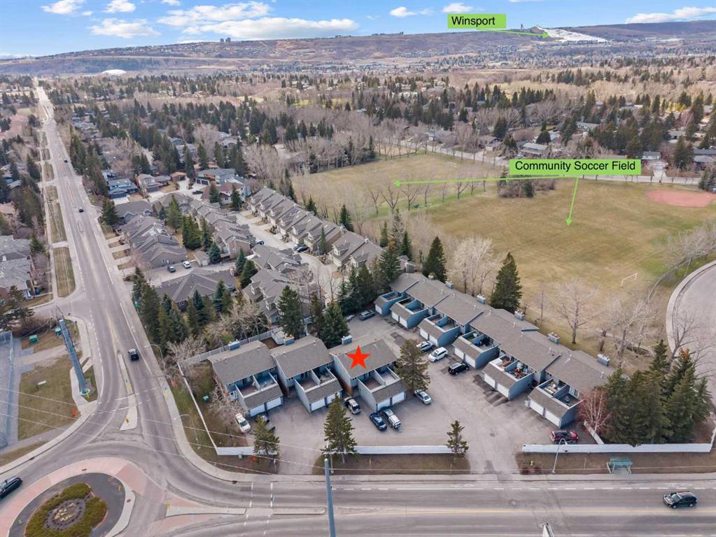 Picture for 13, 803 Varsity Estates Drive NW