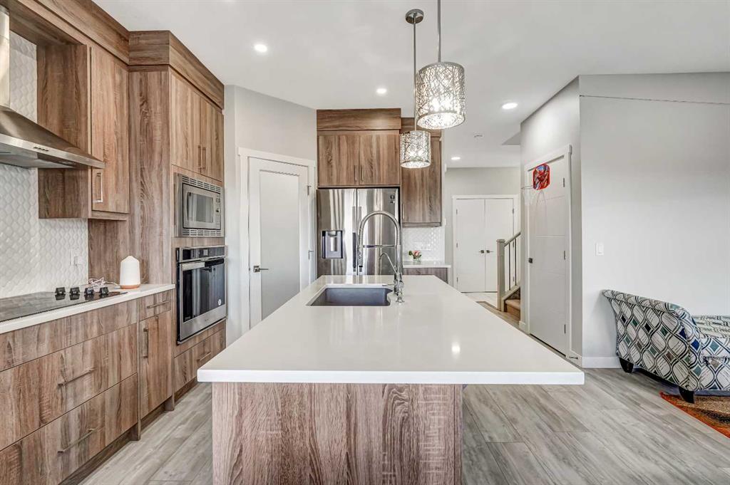 Picture for 349 Corner Meadows Way NE