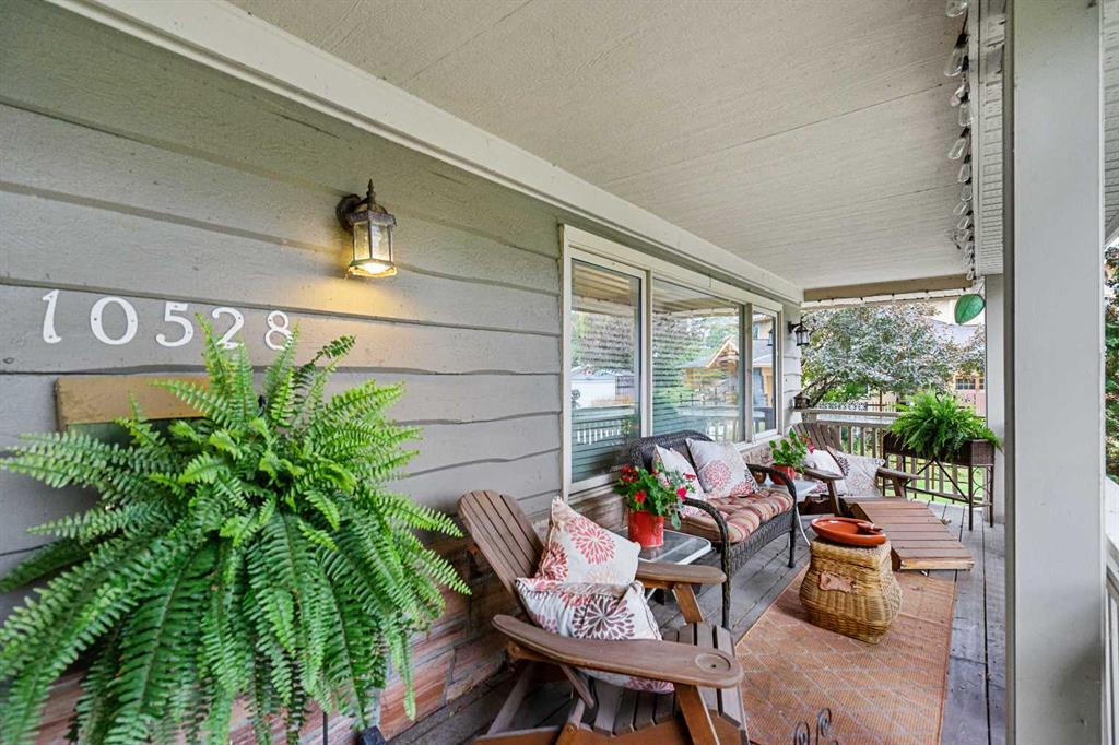 Picture for 10528 Mapleridge Crescent SE