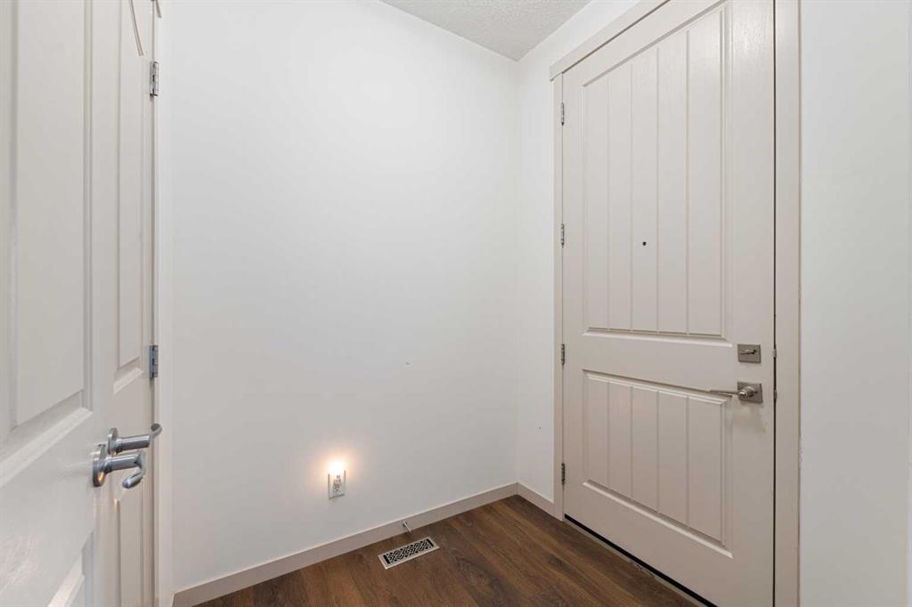Picture for 107 MASTERS Heights SE