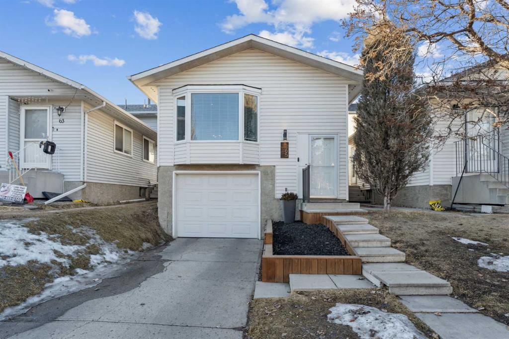 Picture for 65 Tararidge Close NE