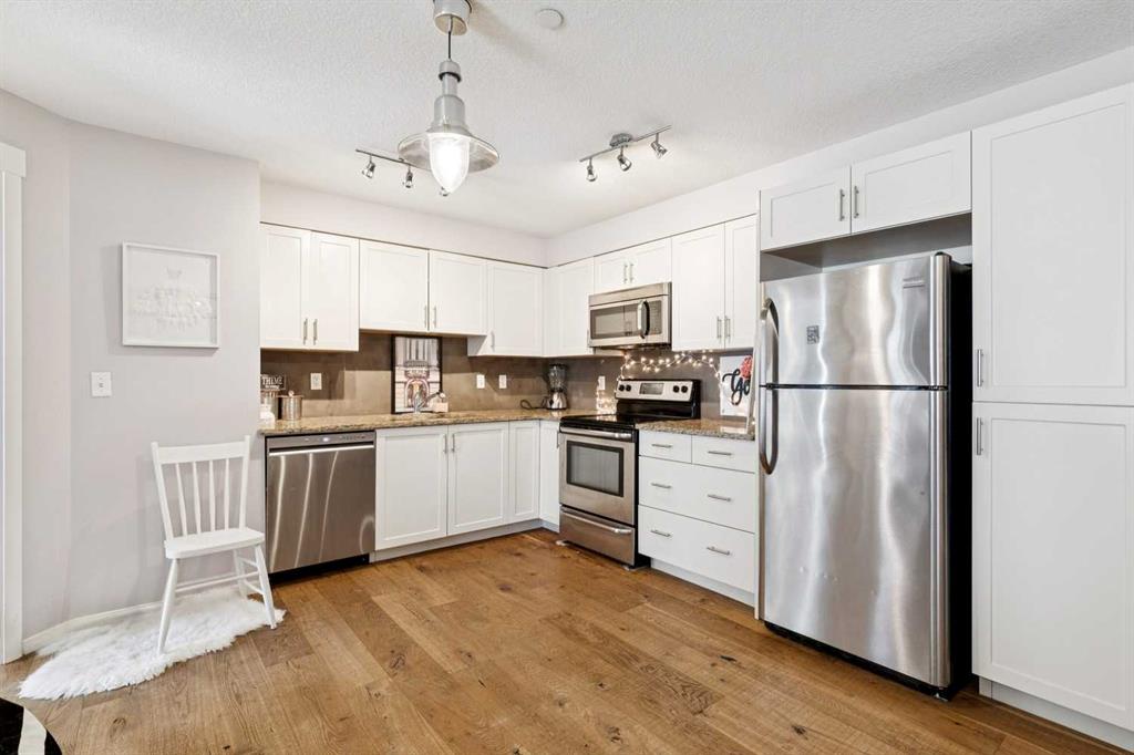 Picture for 3110, 279 Copperpond Common SE