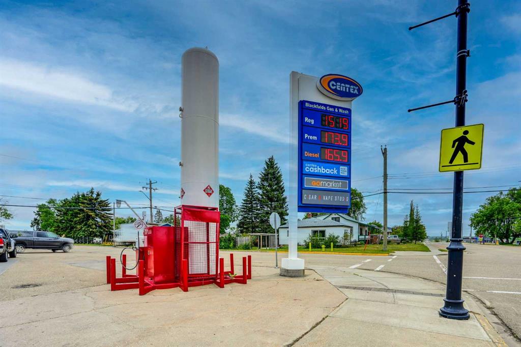 Picture for 4901 Broadway Avenue 