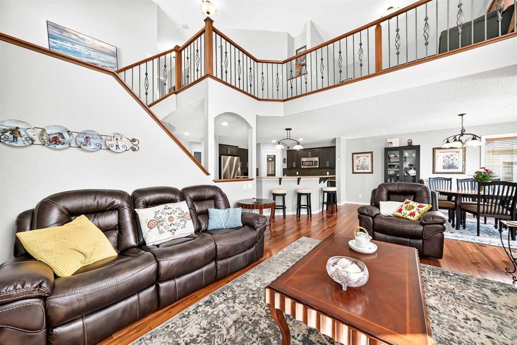 Picture for 209 Crystal Green Point 