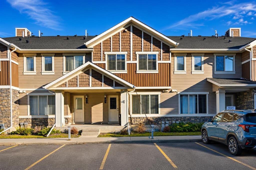 Picture for 903, 250 Sage Valley Road NW