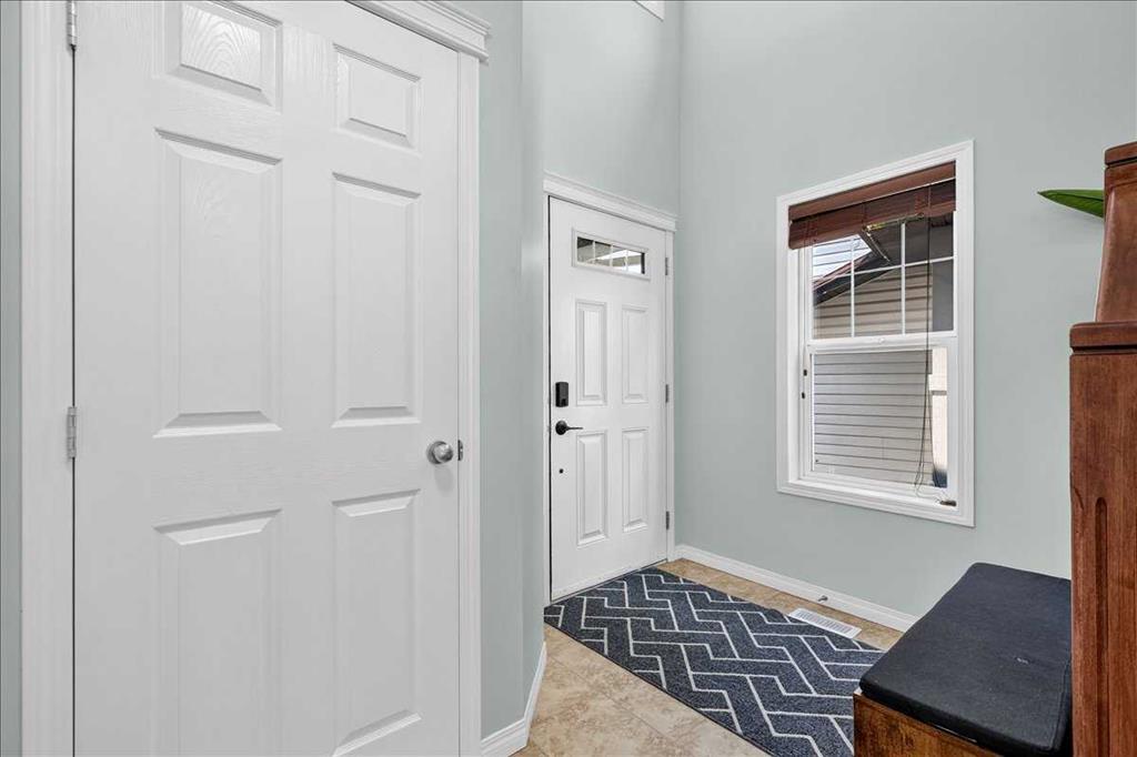 Picture for 333 Bridleridge View SW