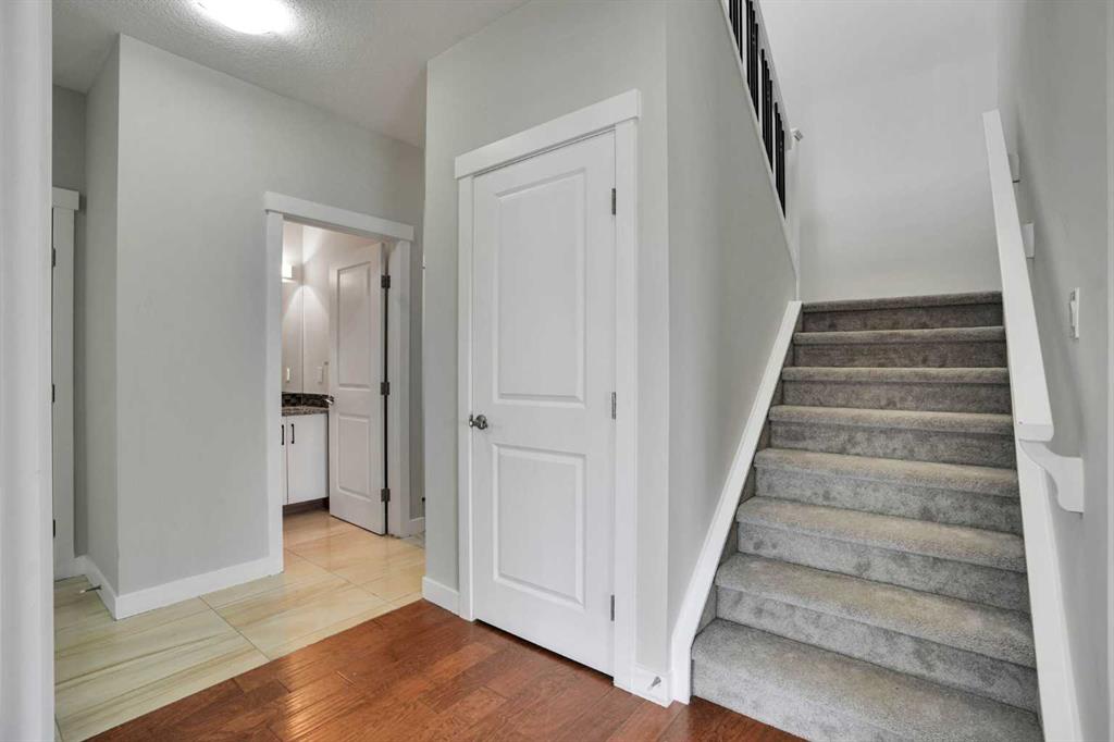 Picture for 368 Nolanhurst Crescent NW
