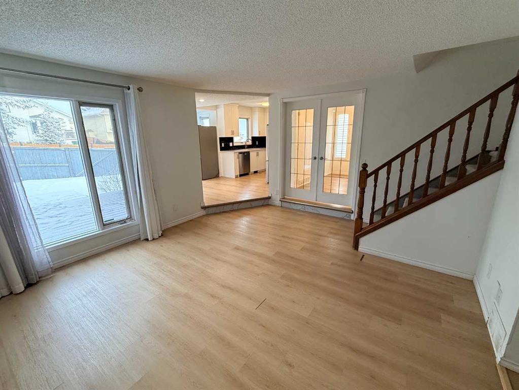 Picture for 651 Macewan Drive NW