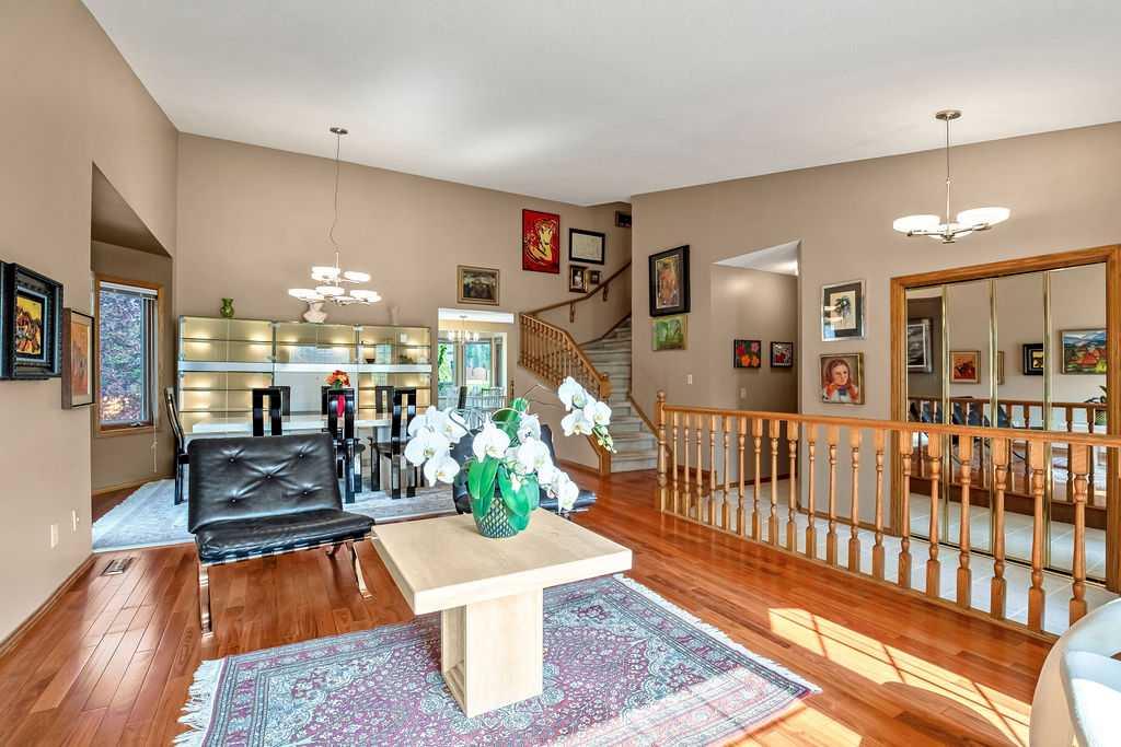 Picture for 208 Hawkview Manor Place NW