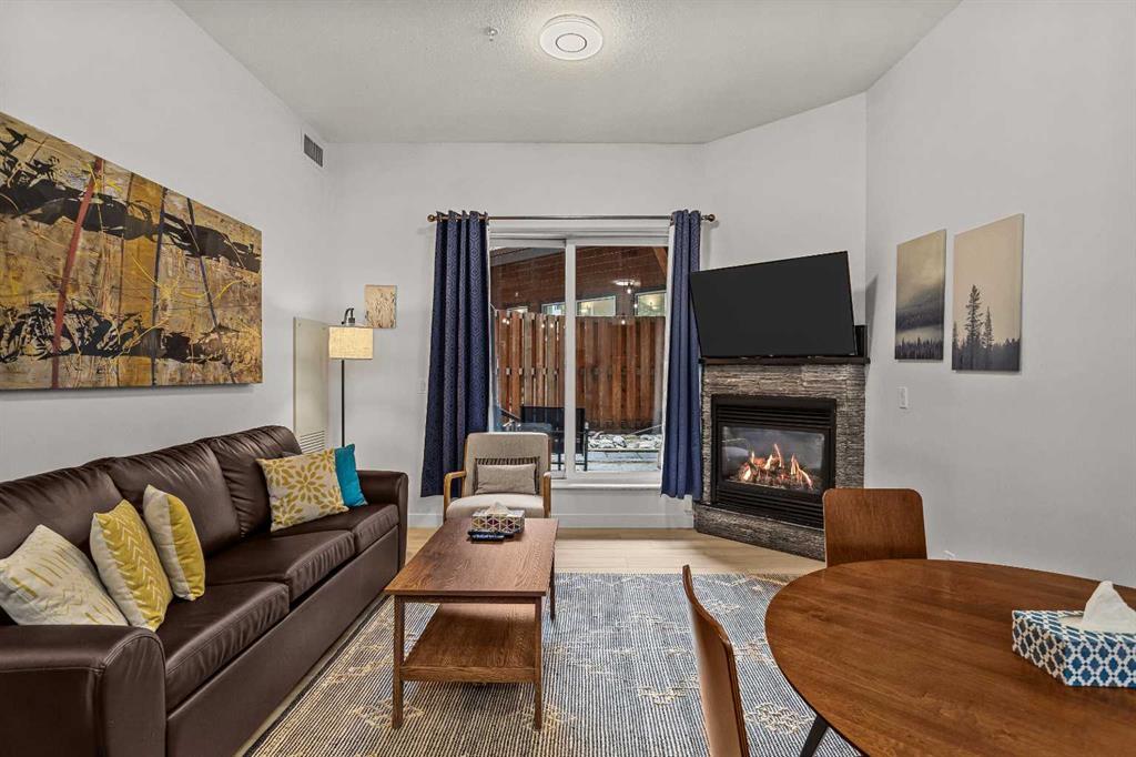 Picture for 146, 901 Mountain Street 