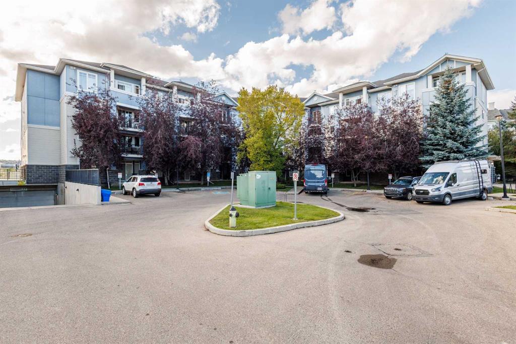 Picture for 207, 108 Country Village Circle NE