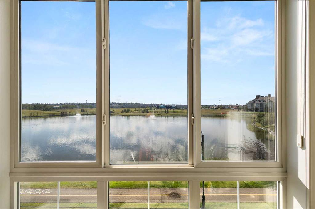 Picture for 207, 108 Country Village Circle NE