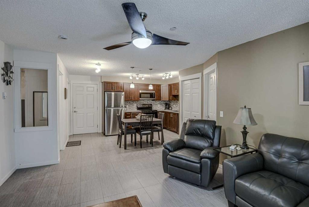 Picture for 2108, 279 Copperpond Common SE