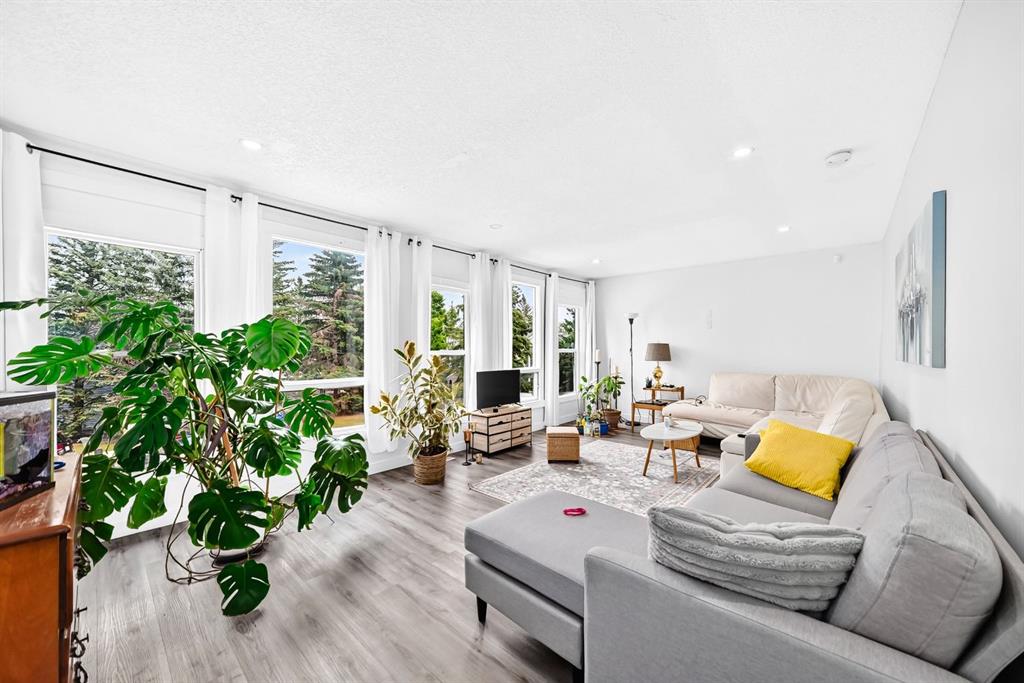 Picture for 19 Berwick Crescent NW