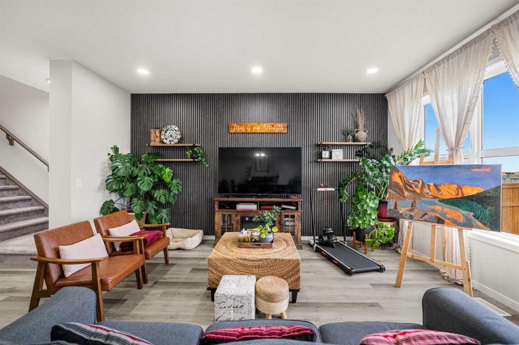 Picture for 66 Magnolia Court SE