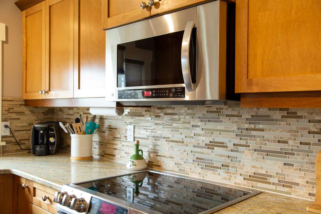 Picture for 11303 Rockyvalley Drive NW