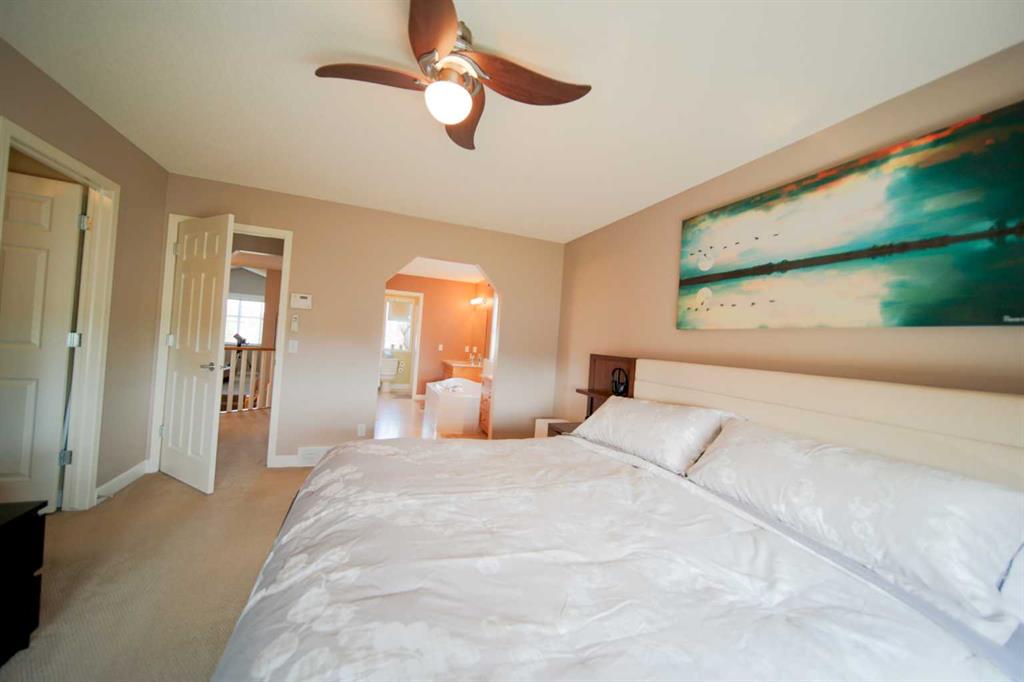 Picture for 11303 Rockyvalley Drive NW