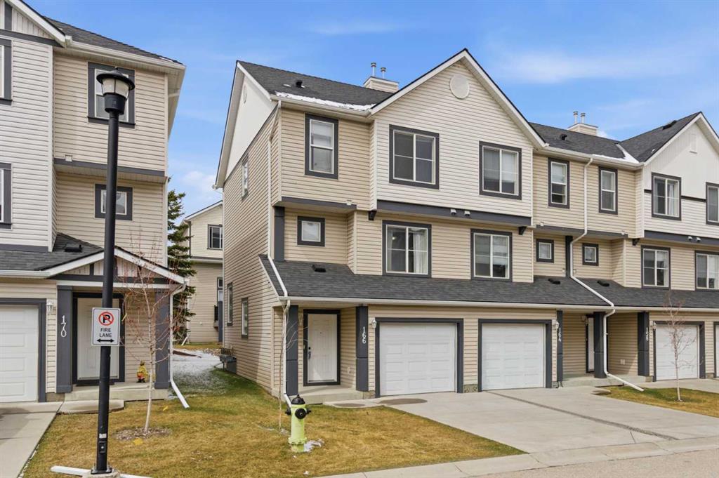 Picture for 166 Everhollow Heights SW