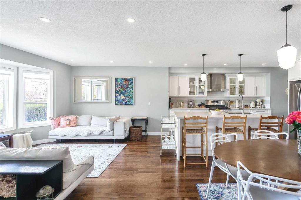 Picture for 95 Hillgrove Crescent SW