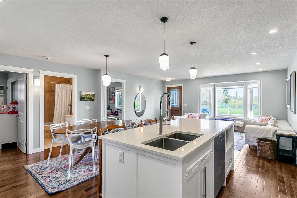 Picture for 95 Hillgrove Crescent SW