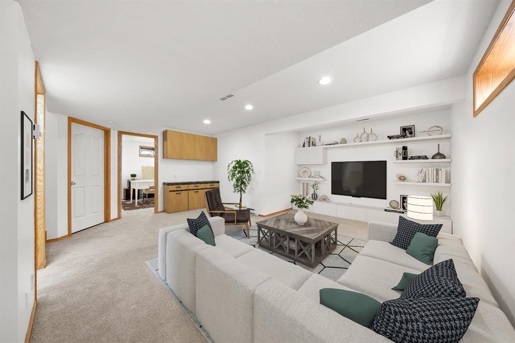 Picture for 41 Bow Ridge Drive 