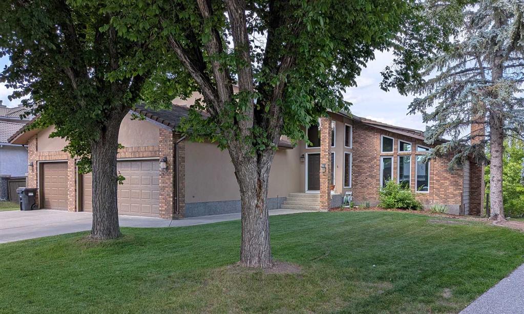 Picture for 56 Patterson Crescent SW