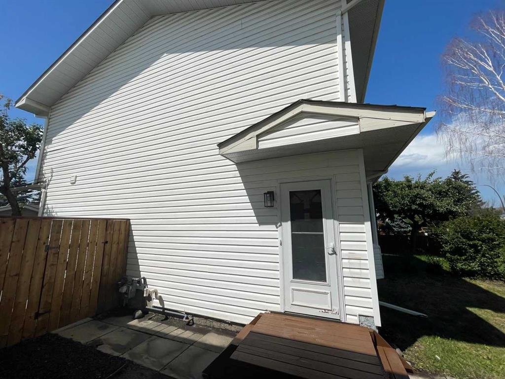 Picture for 7845 22 Street SE