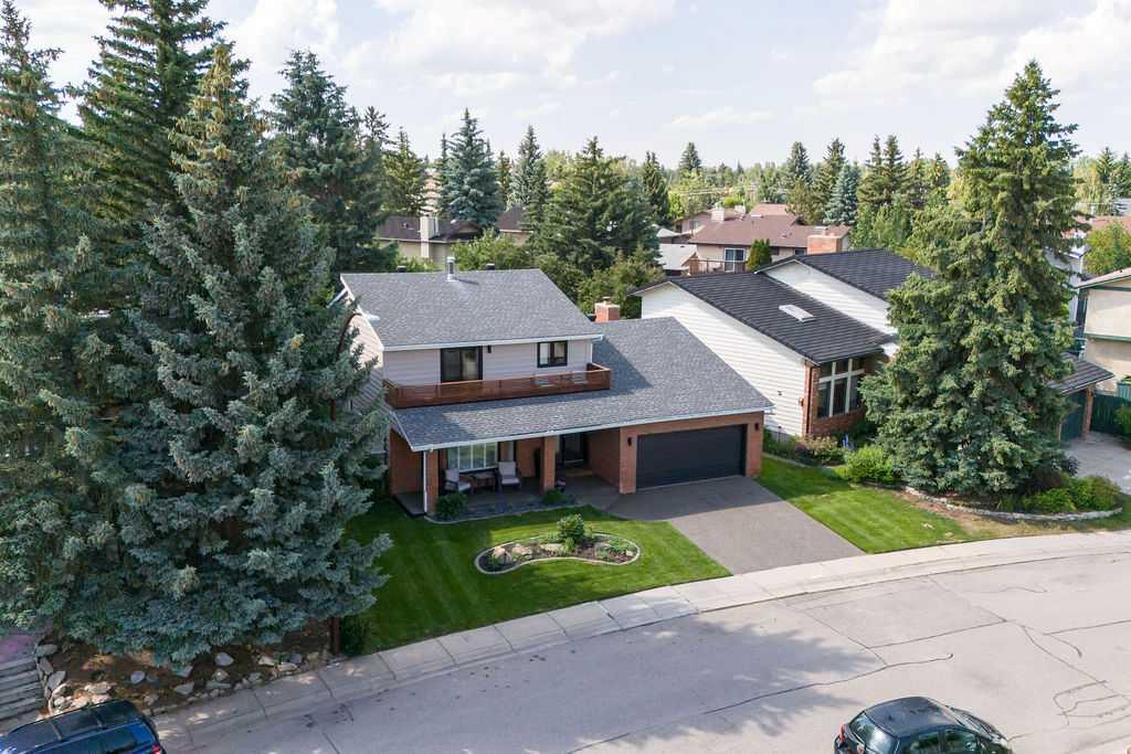 Picture for 23 Woodgrove Crescent SW