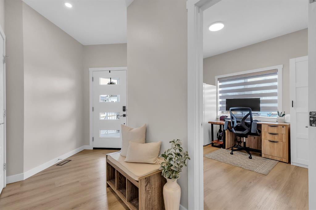 Picture for 315 Monterey Place SE