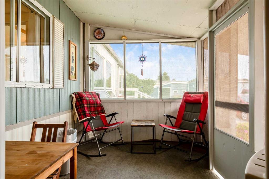 Picture for 215 Homestead Close 