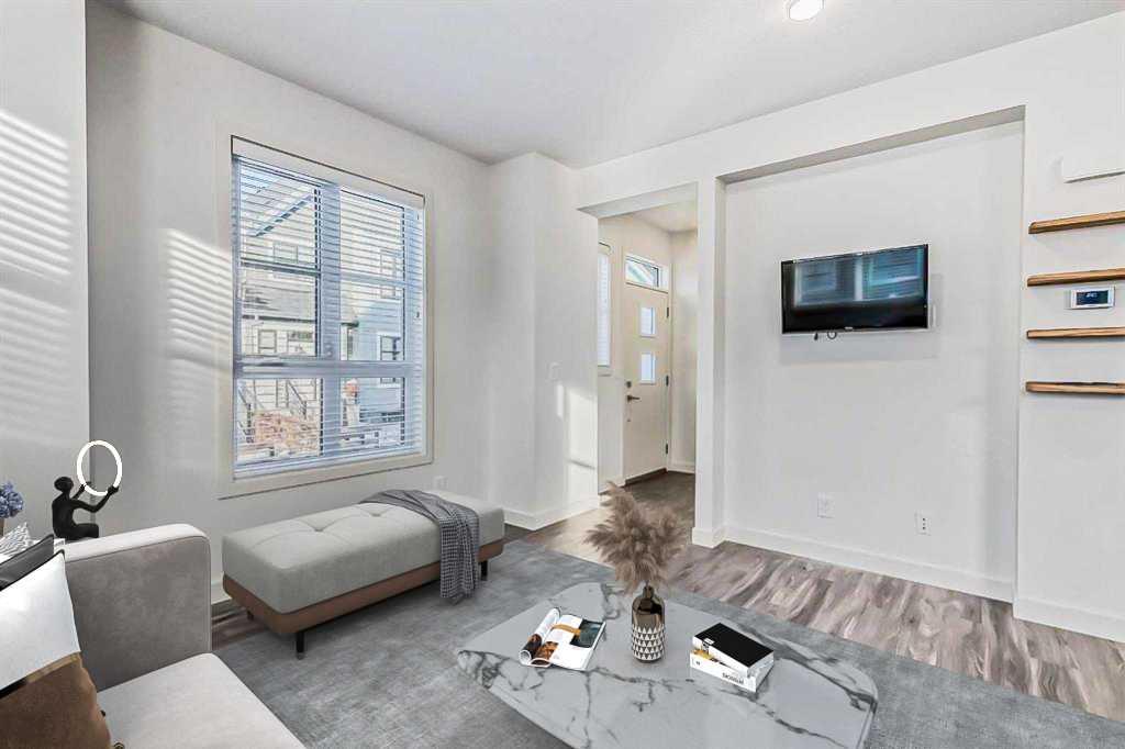 Picture for 3302, 100 Walgrove Court SE