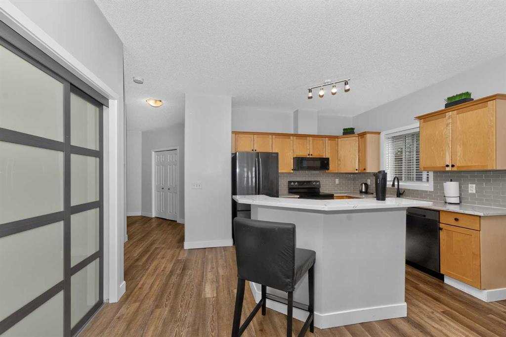 Picture for 103, 4718 Stanley Road SW