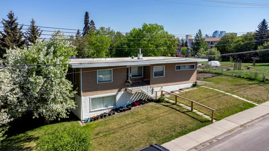 Picture for 1640 23 Avenue SW